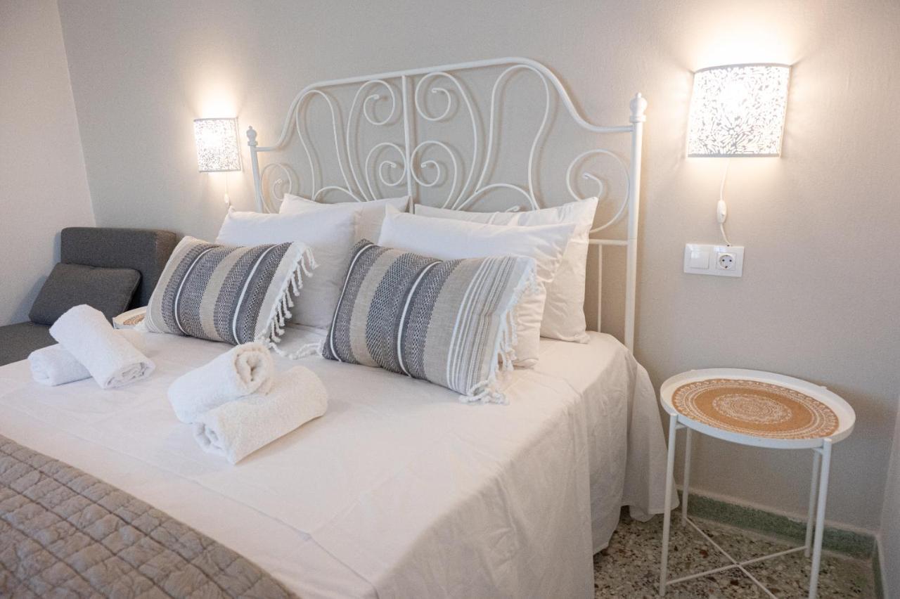 Sunny Yard Apartments Poros Town Dış mekan fotoğraf
