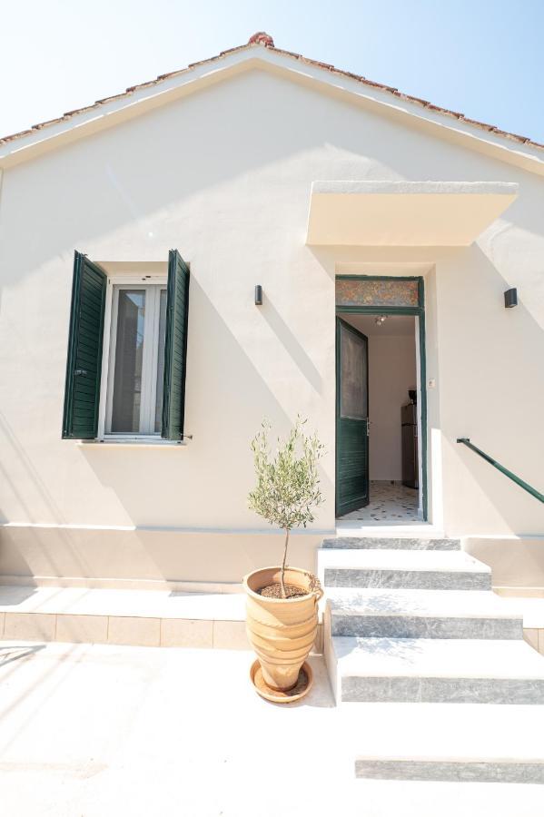 Sunny Yard Apartments Poros Town Dış mekan fotoğraf
